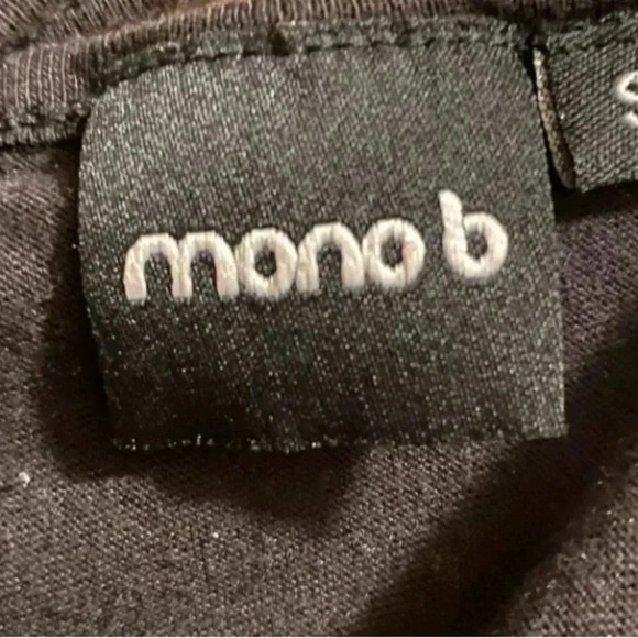 IOWA HAWKEYE long sleeve criss-cross S - Picture 4 of 4